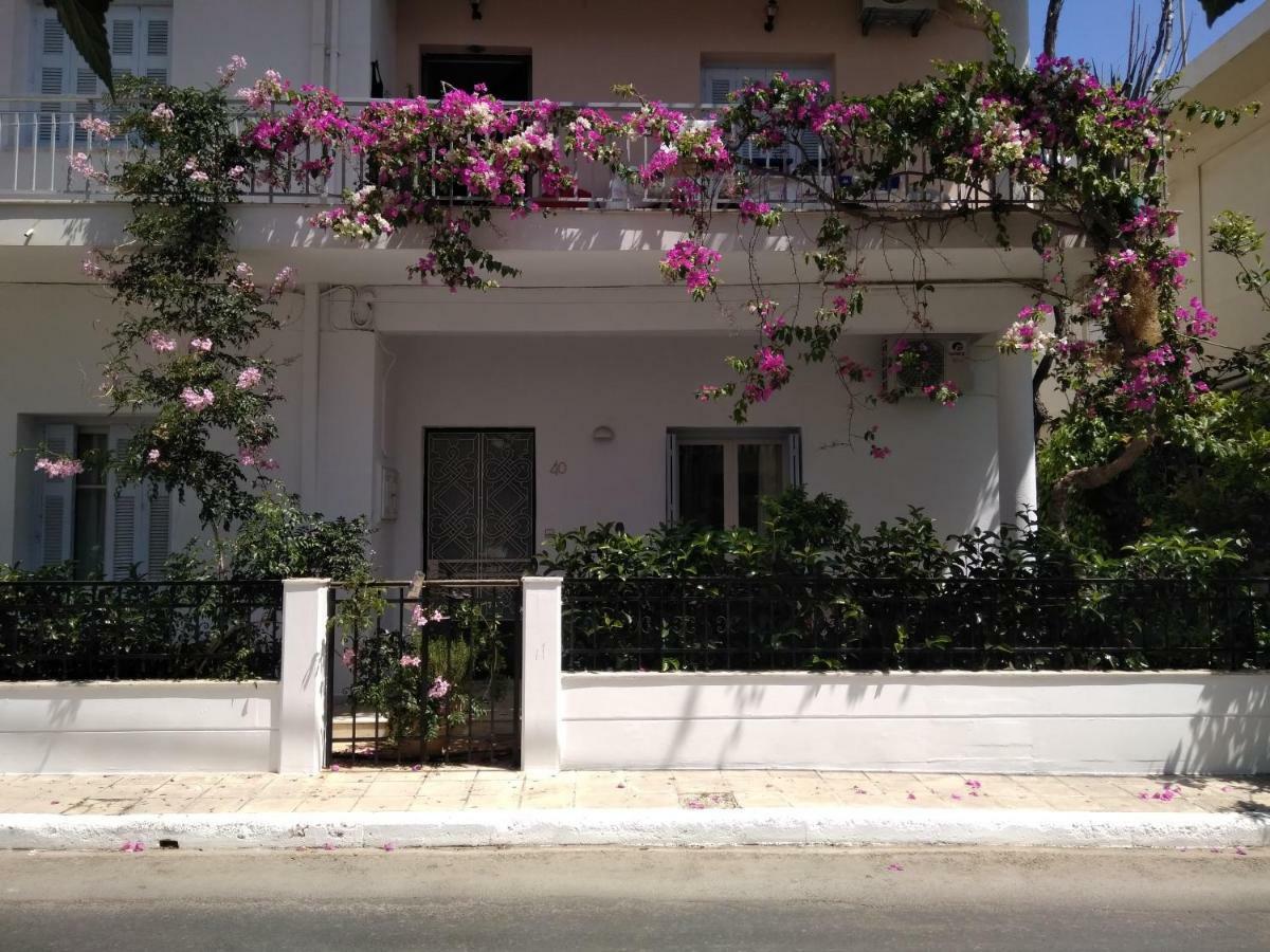 Zacharoula'S Home Chrissi Akti Chania Exterior foto
